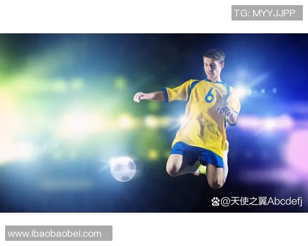 足球巨星高清美图赏析展现绿茵场上激情与荣耀风采