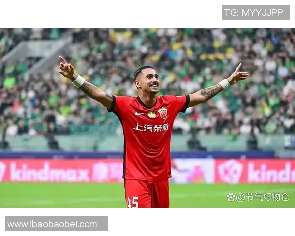 当足球球星高喊加油时热血与信念点燃了每一个奋战的瞬间